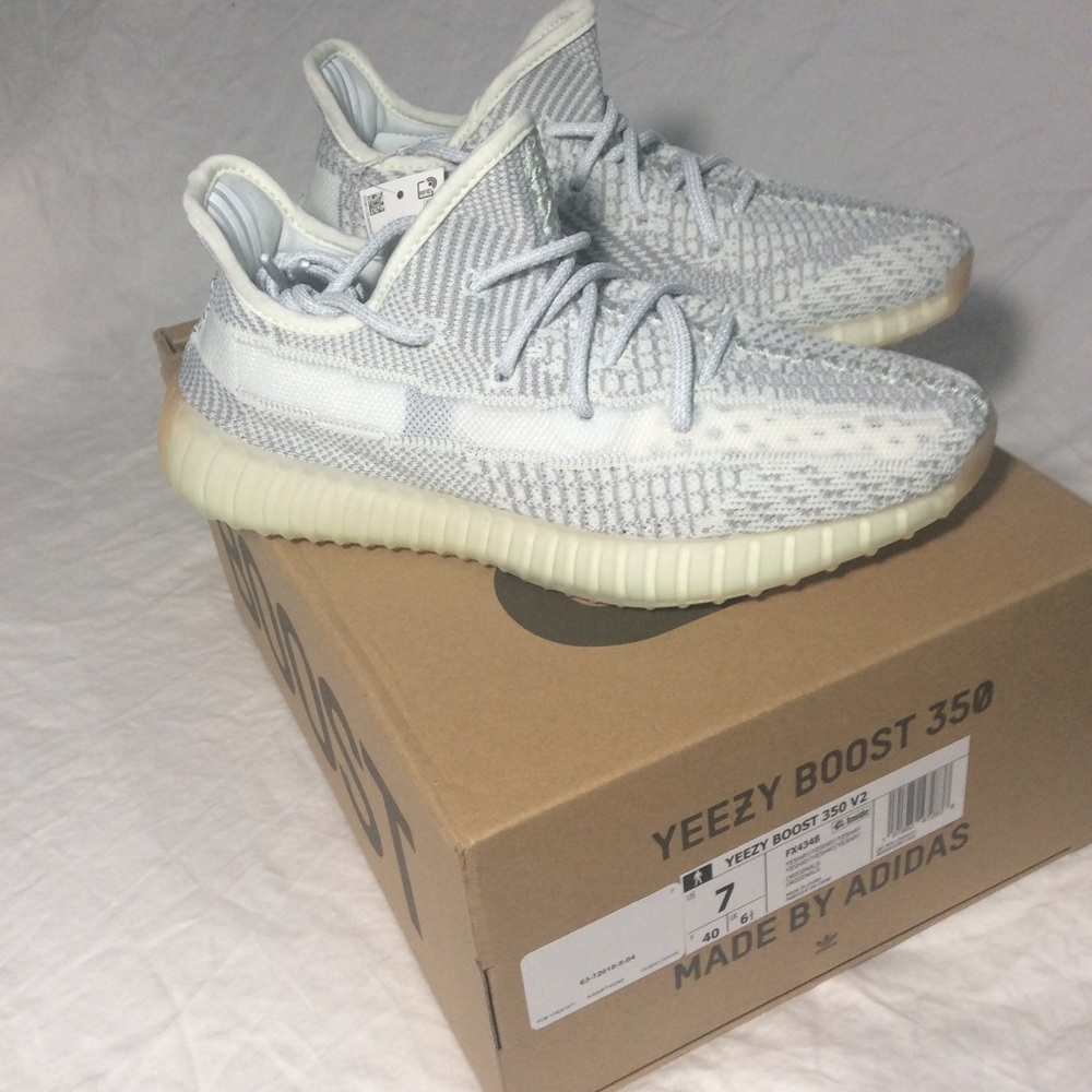 Adidas Yeezy Boost 350v2 Yeshaya non-reflective
